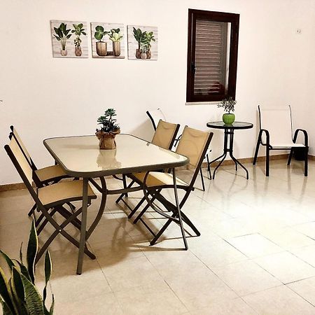 דירות בלסטראטה Serenity House מראה חיצוני תמונה